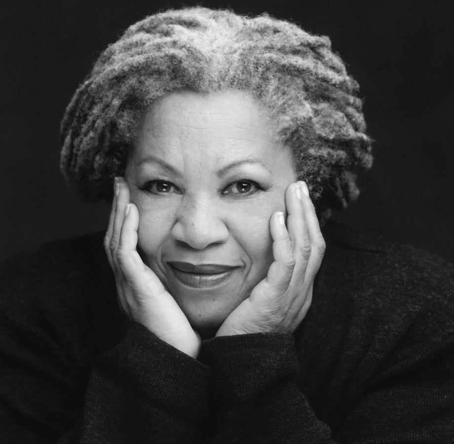 Toni Morrison - A Bibliography of Memory, Identity and the American Experience